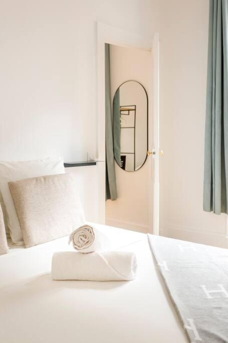 Sleepoo - Paradise 6 Париж Екстер'єр фото